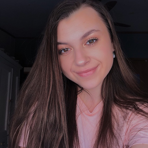 Meet your Posher, Rashelle - Picture 1 of 1